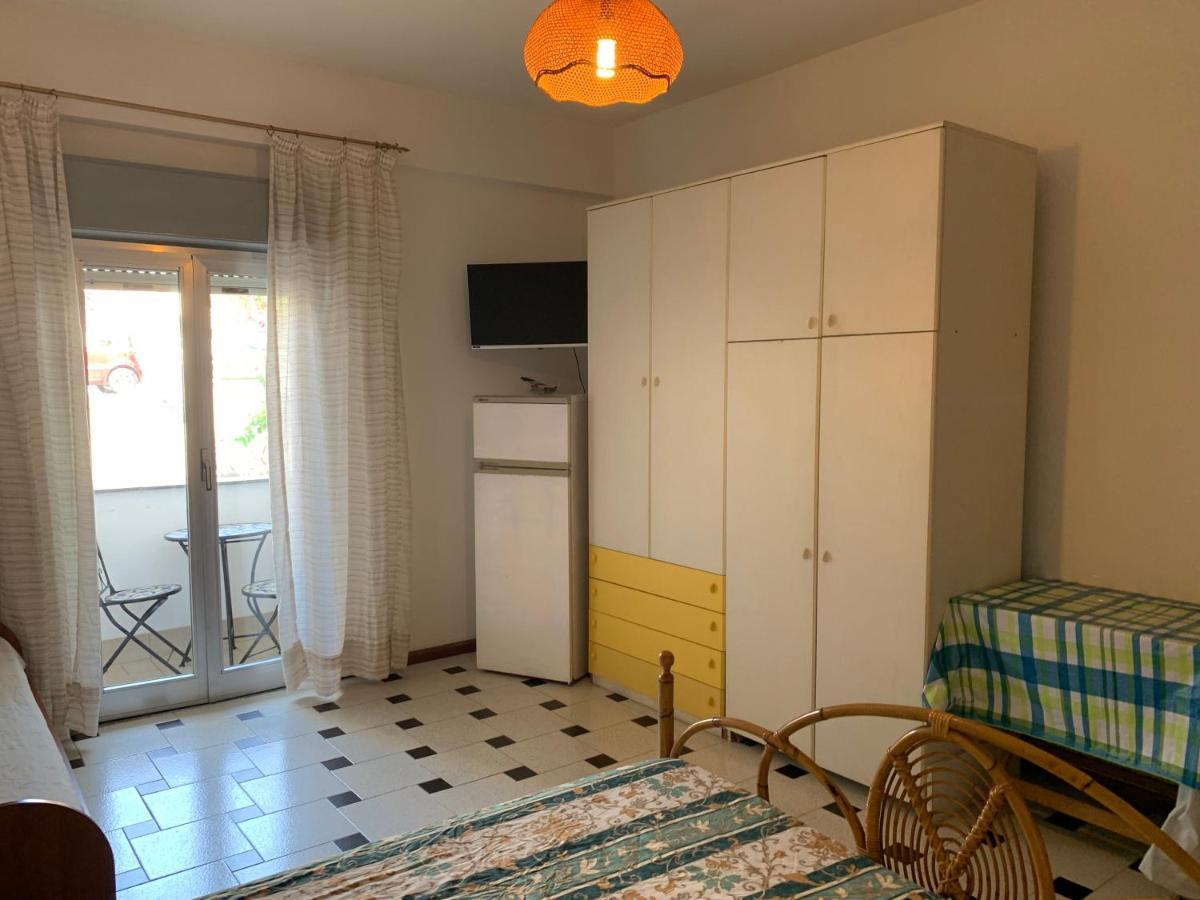 Le Zagare Apartments SantʼAlessio Siculo Exteriér fotografie